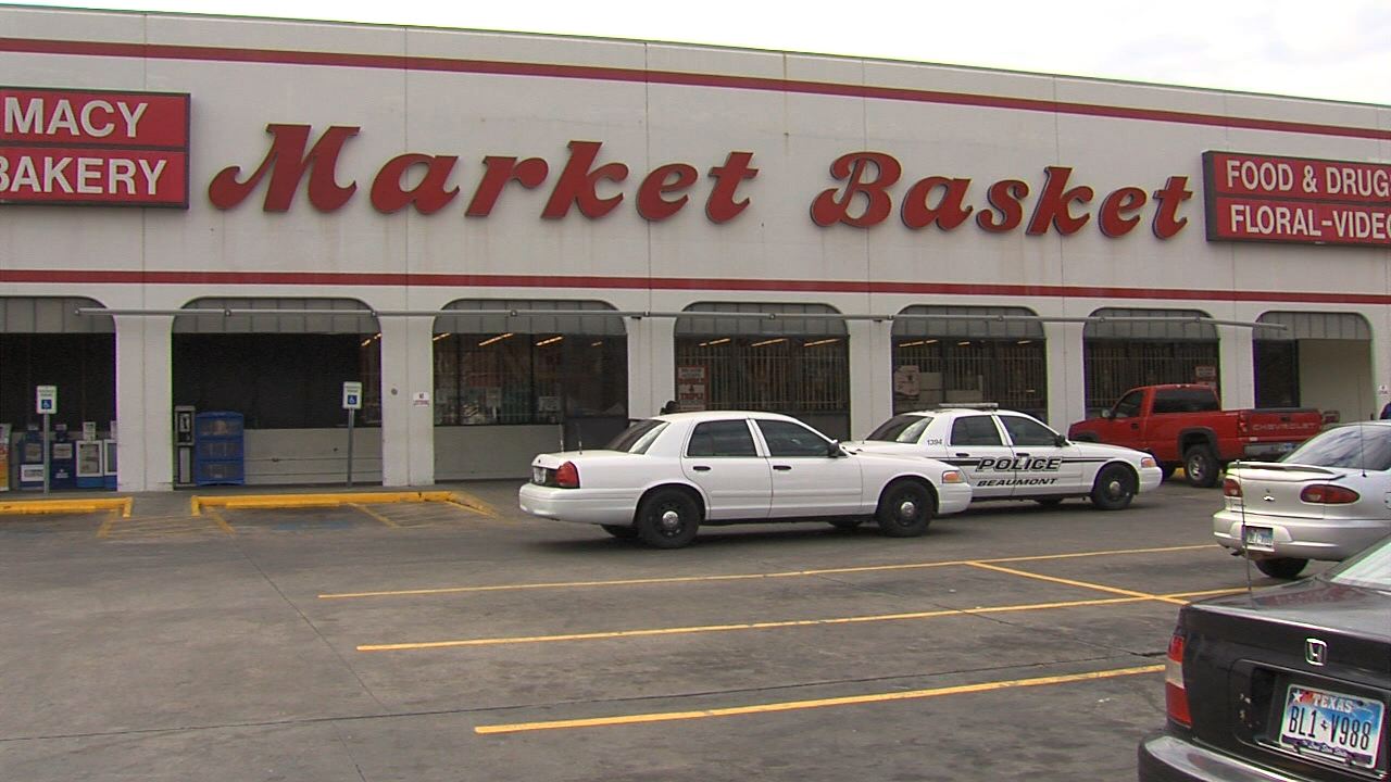 Johnston Market Basket opens its doors to the public at 7 a.m.