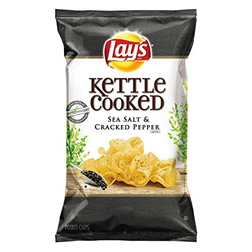 Lays Kettle Cooked Chips, Sea Salt And Cracked Pepper, 32 Ounce