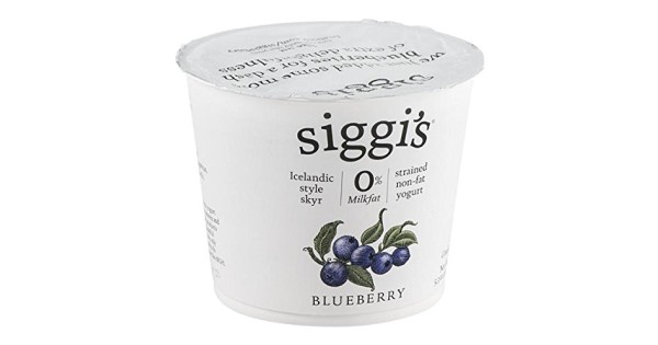 Siggis Strained Non Fat Blueberry Yogurt 53 Ounce Pack